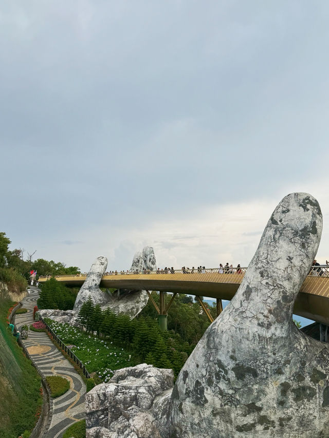 🇻🇳峴港旅行·巴拿山佛手金橋