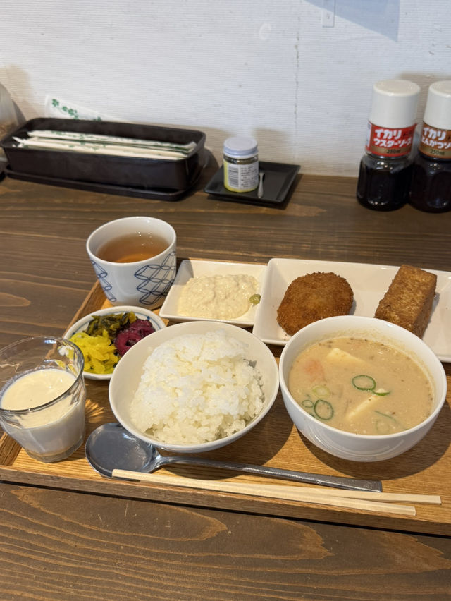 土日祝は行列必須！お豆腐屋さんの朝食