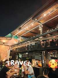 Swing Bar บาร์ลับย่านเสาชิงช้า