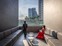 โรงแรมหรู 5 ดาวย่านทองหล่อ กับวิวสระสุดปัง