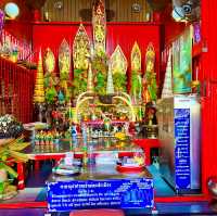 สักการะศาลเจ้าพ่อหลักเมืองชลบุรี