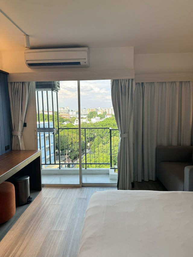 Amber Hotel 