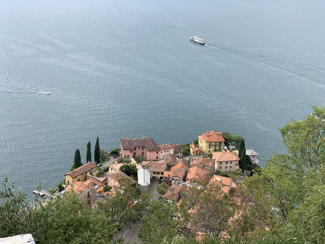 Hike to Castello di Vezio from Varenna