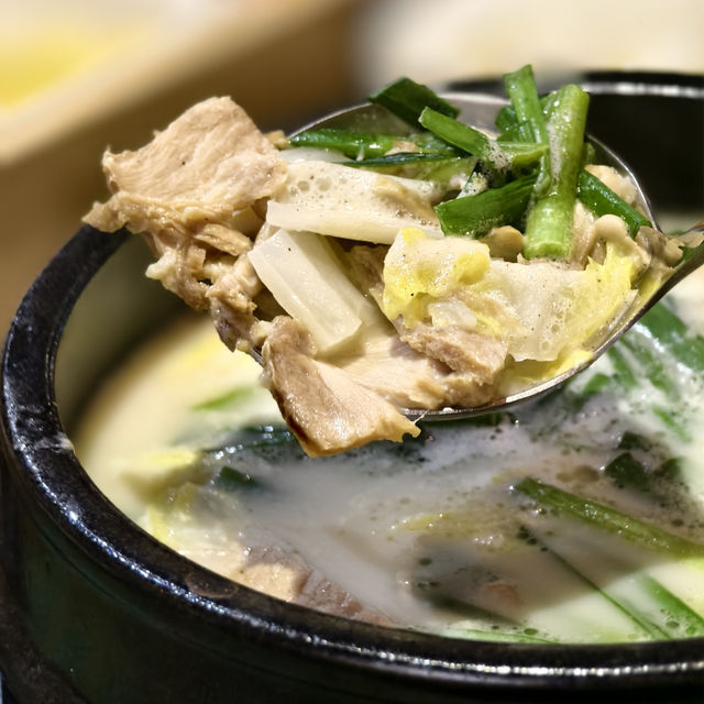 金巴利道韓國菜餐廳，足料特色燉煮拼盤