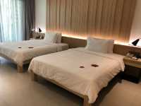 เล่นน้ำทะเลที่ Ramada khaolak