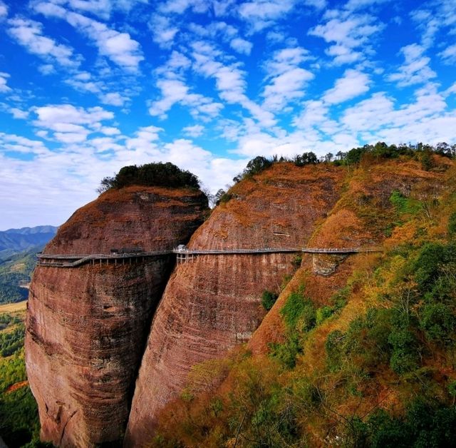 龍南武當山