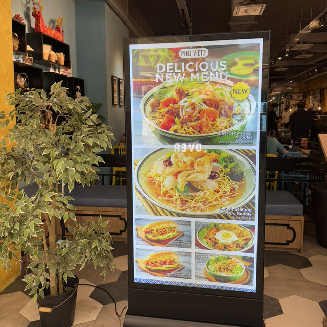 Savoring the Holidays at Pho Vietz: A Culinary Celebration
