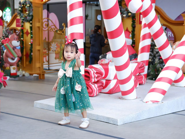 “𝐒𝐚𝐧𝐭𝐚'𝐬 𝐕𝐢𝐥𝐥𝐚𝐠𝐞” 🎅🏻🎄