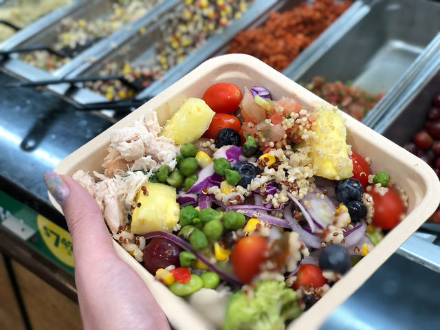 アメリカ旅行へ行ったら行くべきスーパー「Whole Foods Market」で何買ってる？