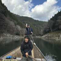 An Enchanting Winter Boat Ride Down the Hozugawa River!