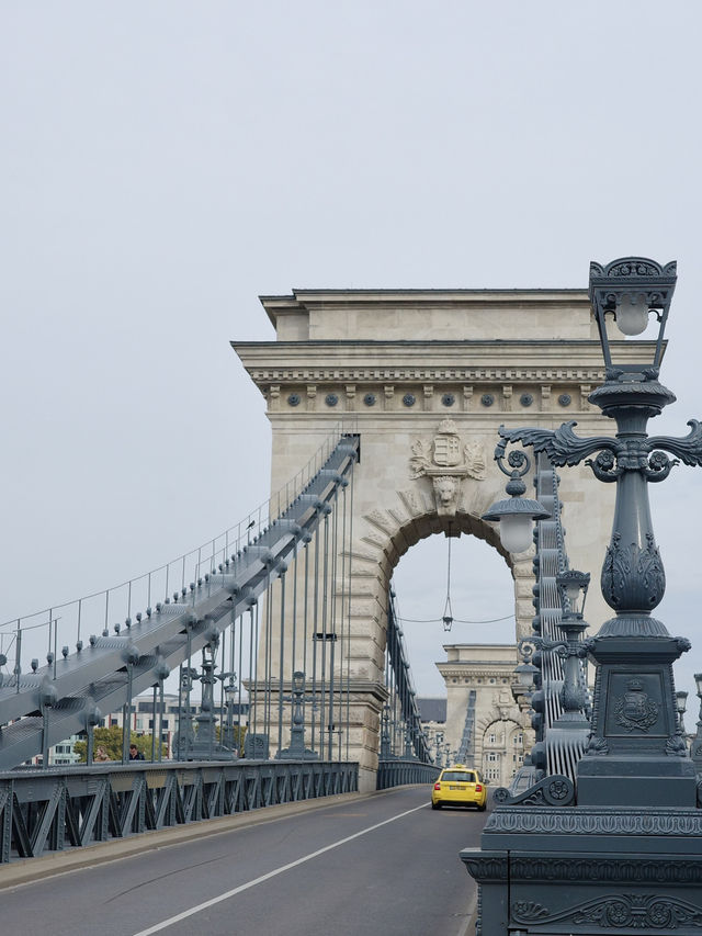 📍セーチェーニ鎖橋