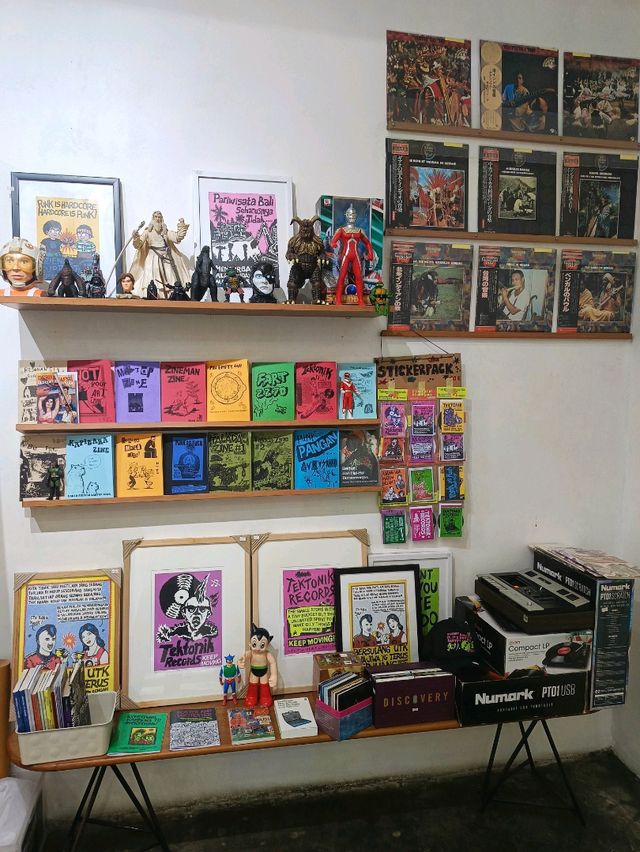 Tektonik Records - a vinyl-lover's haven in Ubud