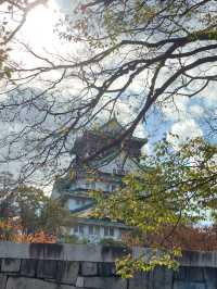 歷史與現代交融的大阪城：一場穿越時空的旅程