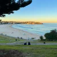 悉尼最知名的衝浪勝地之一 - 邦代海灘 Bondi Beach