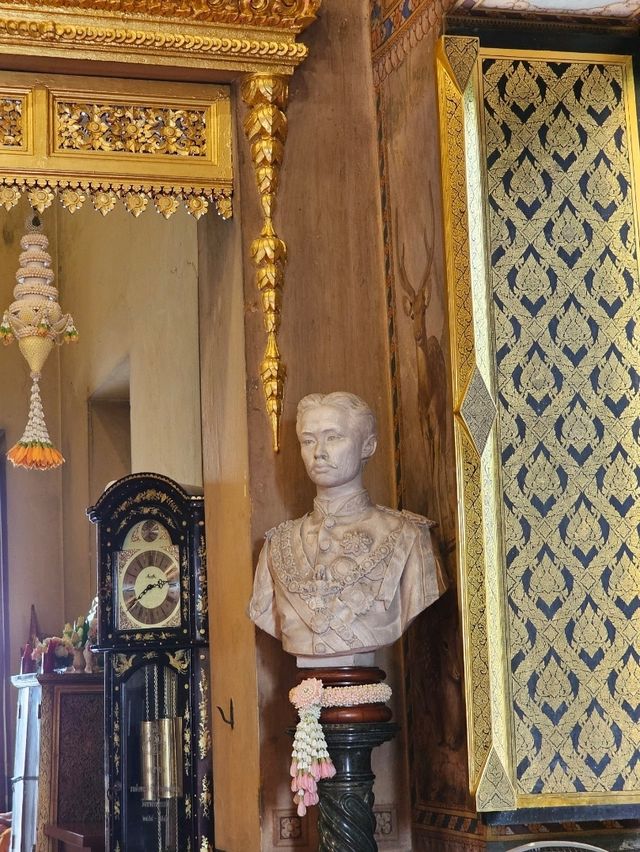 วัดราชาธิวาสวัดโบราณเก่าแก่