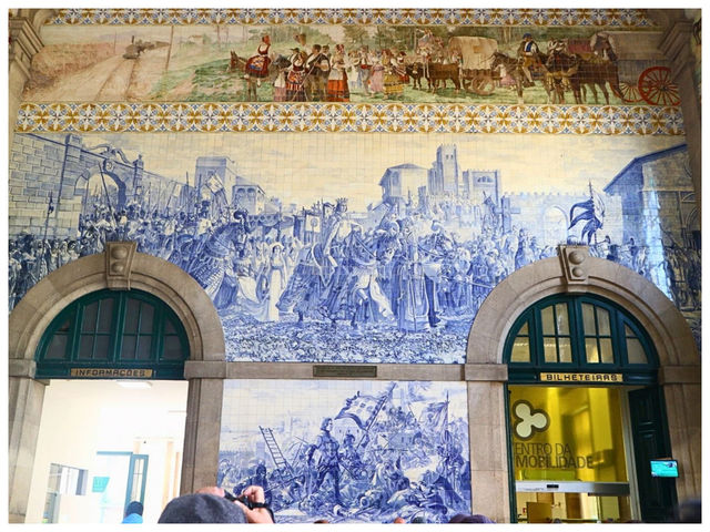 【ポルトガル/ポルト】アズレージョの壁画が美しい‼︎＊サン・ベント駅（Estação de São Bento）＊