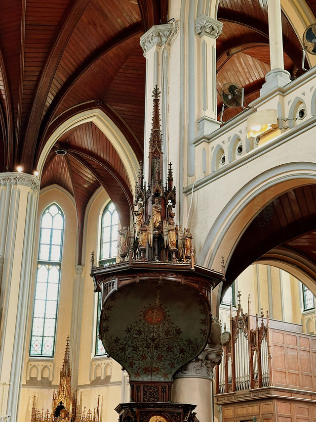 Jakarta Cathedral – A Timeless Gothic Beauty