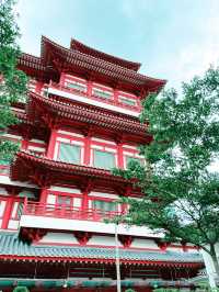 “The Majestic Buddha Tooth Relic Temple: A Spiritual Jewel in the Heart of Singapore”