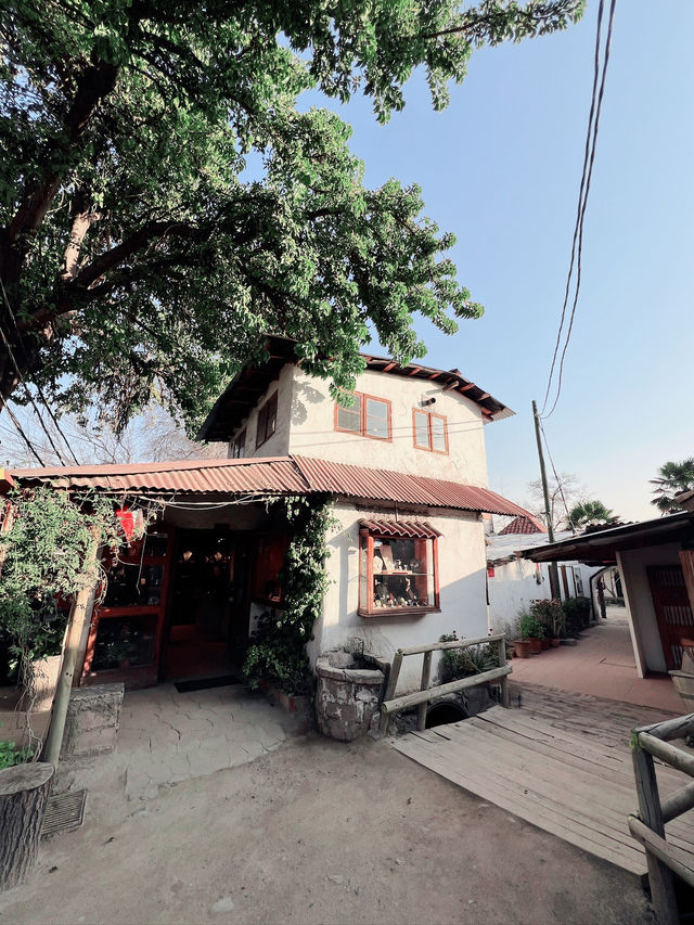 聖地牙哥最有氛圍的手工藝市集！Los Dominicos Craft Centre 🎨🇨🇱