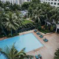Anantara Siam Bangkok Hotel - 古典高雅風格中加入滿滿綠意營造出「城市綠洲」意象