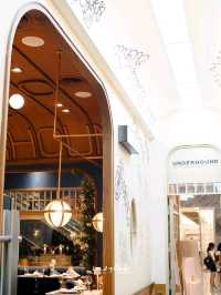 Underhound (Greyhound Café) อร่อยมาก อยากให้แมส