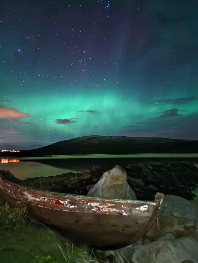 A Wild Norwegian Lighthouse: The Perfect Haven for Northern Lights Viewing