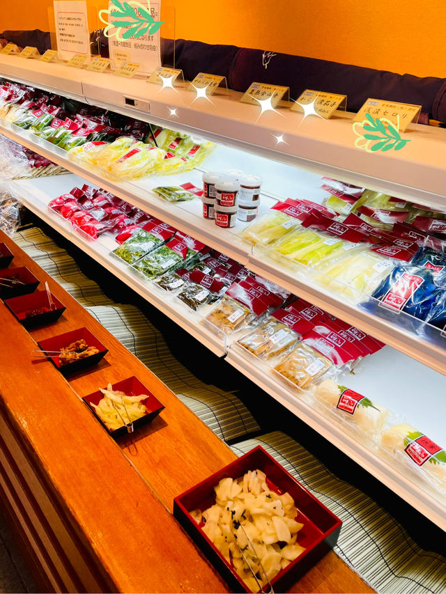 【神奈川県/鎌倉　年間50万人が訪れる漬物専門店は味見ができる！】