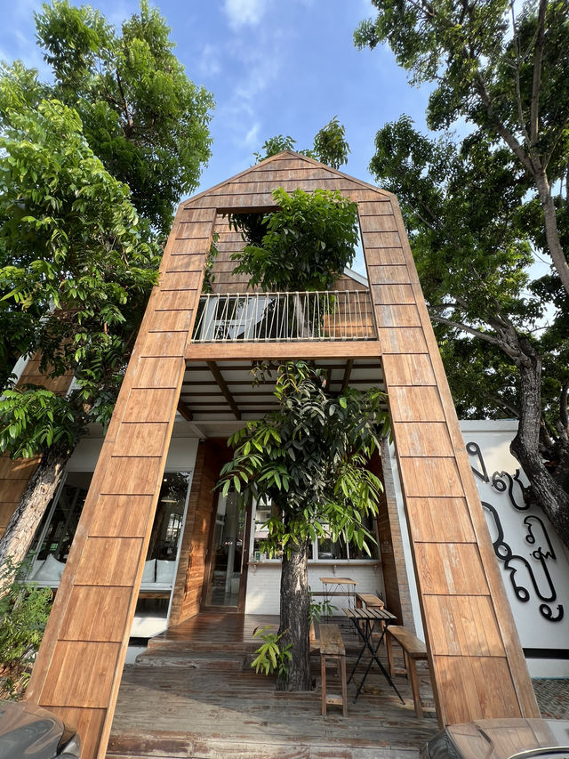 Back to School Cafe & Roastery📚 คาเฟ่ธีมโรงเรียน
