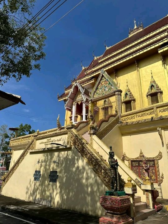 วัดเสาหิน จังหวัดอุตรดิตถ์
