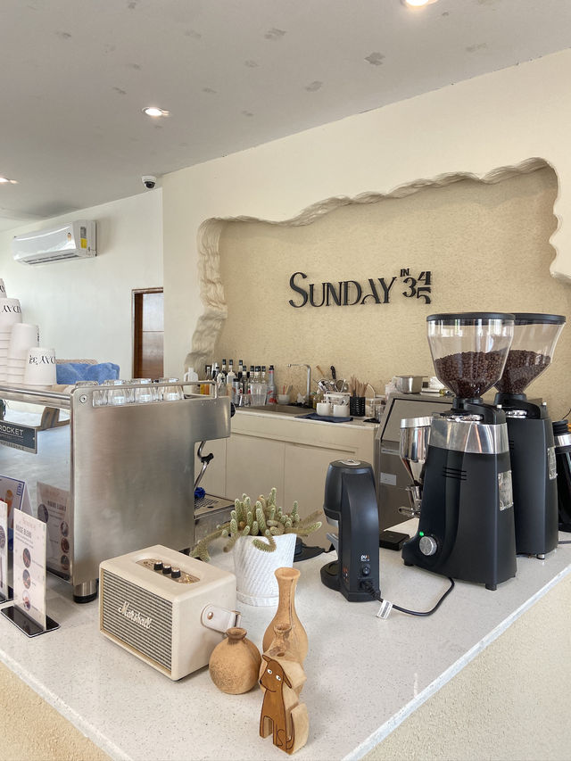  Sunday in 345 หลบลมร้อน คาเฟ่ปทุม