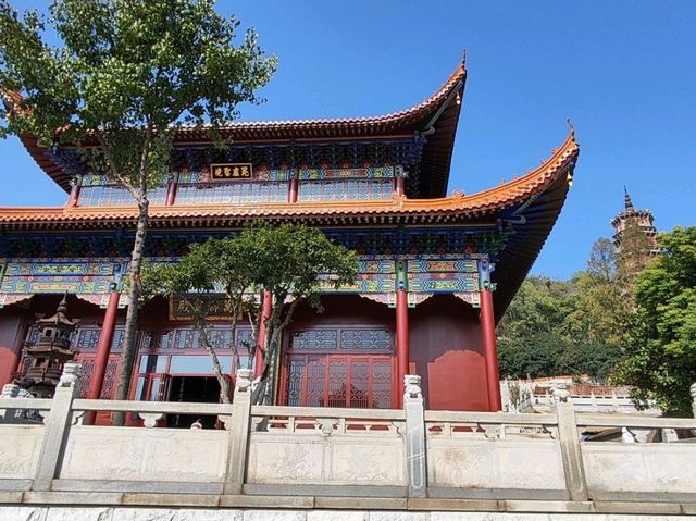 靜謐清幽的寶通禪寺
