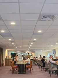 Ferrary Hotel Taipei ที่พักสะดวกใจกลางไทเป