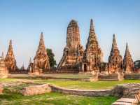"Ayutthaya in a Day: Bike Temples, Boat Noodles & the Ultimate Sunset Selfie 🚲🌅"