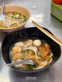 ก๋วยเตี๋ยวเจ๊จู ลูกชิ้นปลาเด็ด หมูสับแน่น