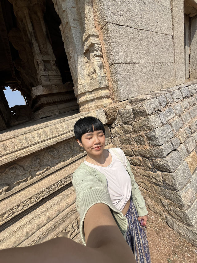 A historical tour in Hampi— UNESCO World Heritage 