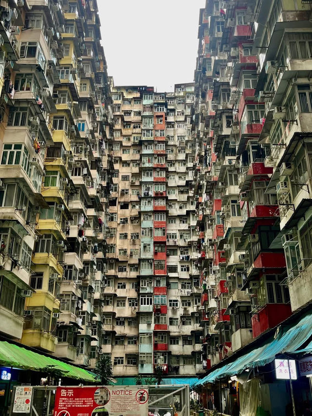 HỒNG KÔNG