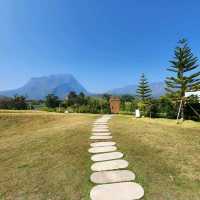 คาเฟ่สีขาว วิวดอยหลวงเชียงดาว : Atmosphere resort