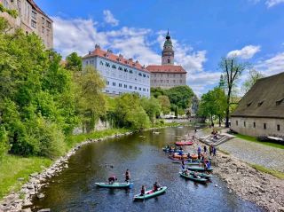 Timeless Český Krumlov – A Fairytale Woven in Stone and River