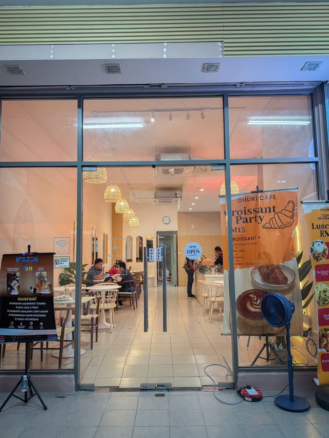 ✨ Dhuri Cafe – A Hidden Cozy Gem in Sungai Besi, KL