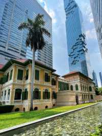⚡️W Bangkok Hotel – Where Style Meets Swagger in the Heart of the City!