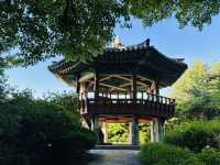 Maebong Mountain Park in Sindang-dong, Jung District, Seoul