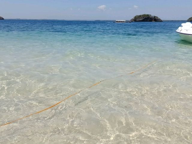 HUNDRED ISLANDS