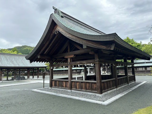 【宗像大社｜海と祈りに守られてきた日本屈指の古社】 古代から現代まで、人々の信仰をつなぐ聖なる地
