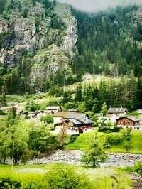 Täsch: “Affordable Gateway to Zermatt with Seamless Train Access