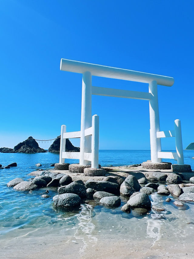 🌊【福岡隱藏版打卡景點】約會首選：夫妻岩鳥居❤️⛩️