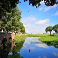 🧀🌷 Edam Cheese Hunting Guide: A Summer Adventure in Holland’s Iconic Cheese Town  