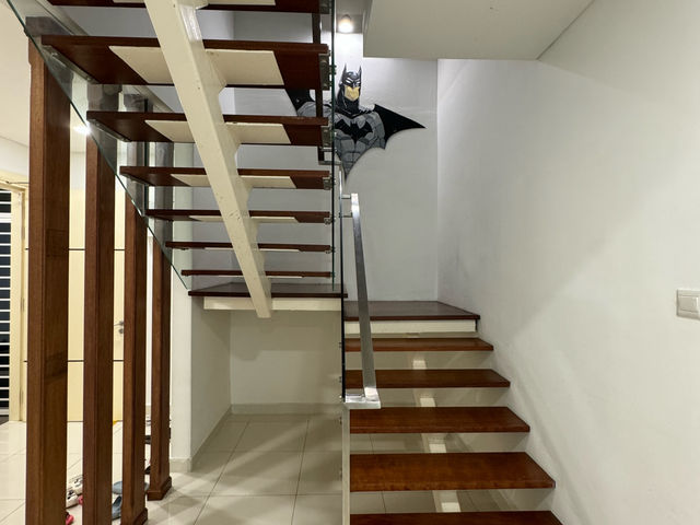 🏠 Batman-Themed Duplex at 1Medini – Fun & Spacious Stay for Big Families