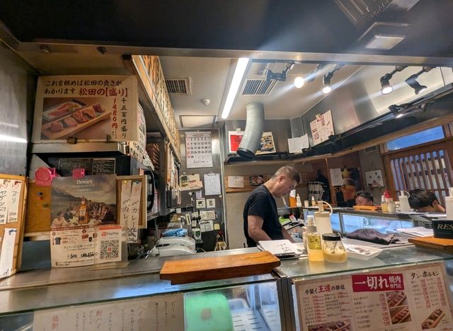 神戶 | 神戶牛---卸問屋直営 立ち食い 一切れ焼肉 松田