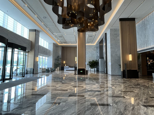 landison new hotel in 浦江