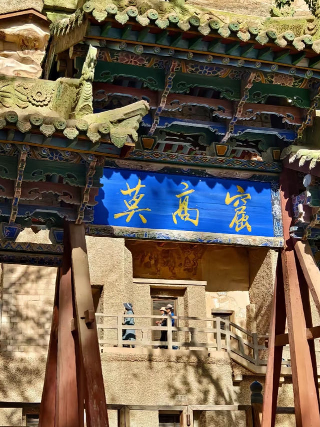 青海深度旅遊指南  ——高原湖泊、天空之鏡與藏地文化的聖境之旅  